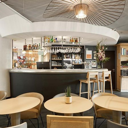 B&B Hotel Rueil-Malmaison Gare Экстерьер фото